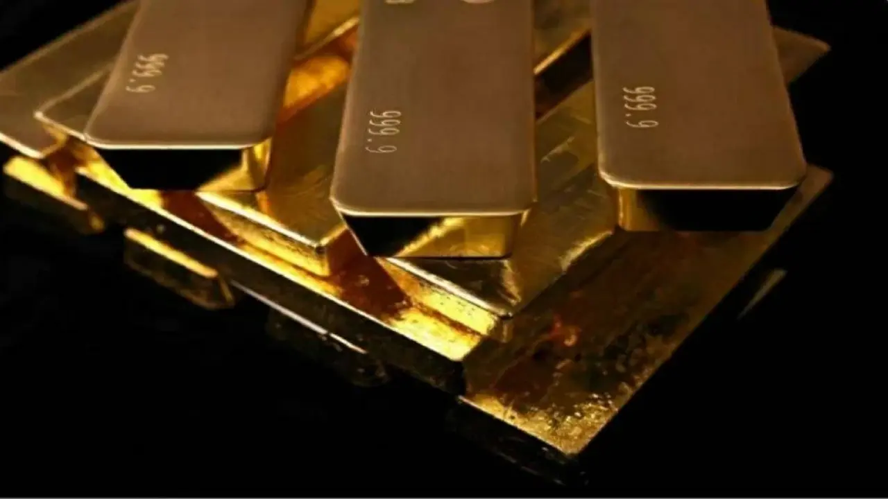 الذهب يبقي مستقرًا عند 4100 دولار رغم التحديات الاقتصادية